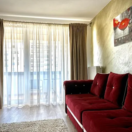 Apartment 4friendscoresibrasov Red *